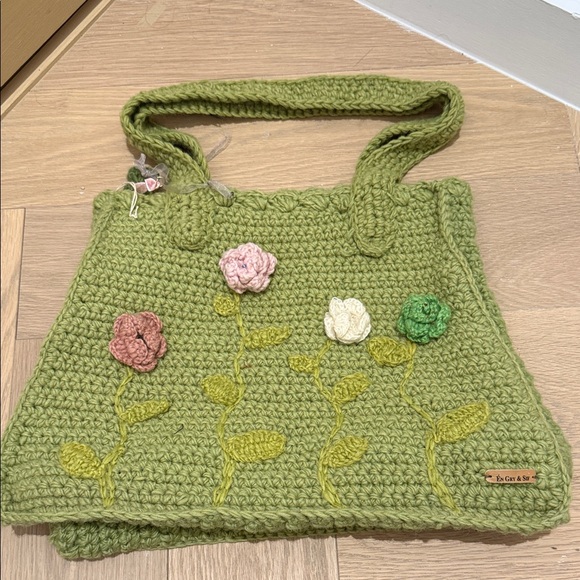En Gry & SIF Handbags - Handcrafted Green Floral Knit Bag